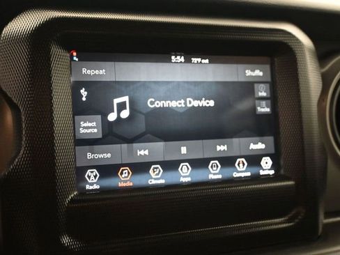 Used 2022 Jeep Wrangler Unlimited Sport image 26