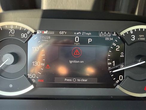 Used 2023 Land Rover Defender 110 X-Dynamic SE AWD/4WD image 15