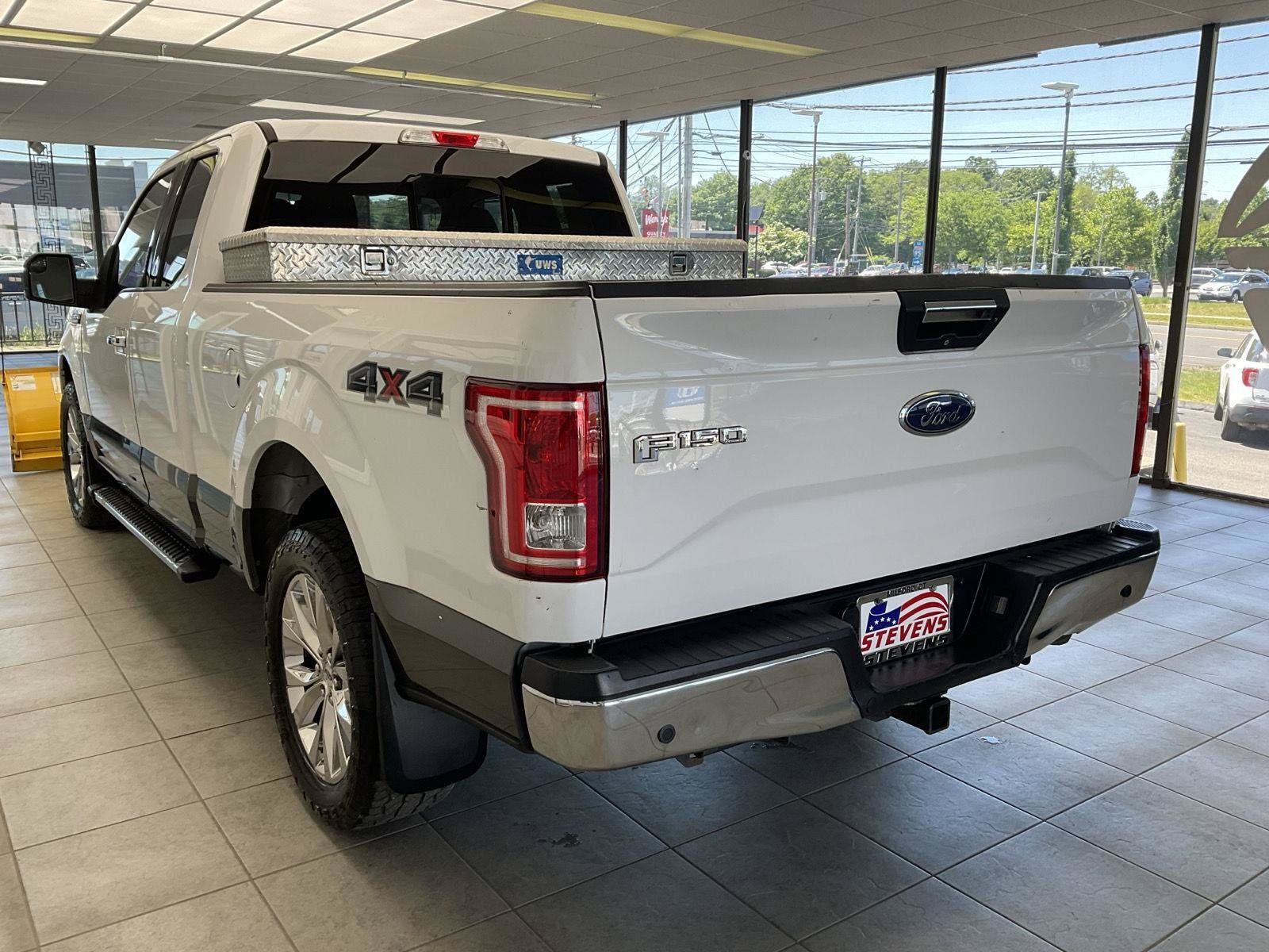 Used 2017 Ford F150 XLT w/ Equipment Group 302A Luxury AWD/4WD image 7