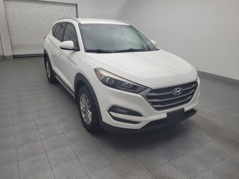 Used 2017 Hyundai Tucson SE AWD/4WD image 13