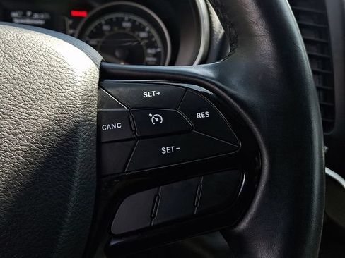 Used 2019 Jeep Cherokee Latitude Plus AWD/4WD image 20