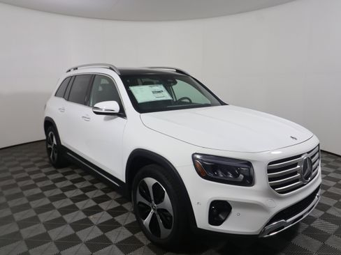 New 2026 Mercedes-Benz GLB 250 image 7