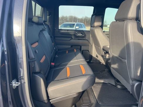 Used 2024 GMC Sierra 2500 AT4 w/ AT4 Premium Plus Package image 39