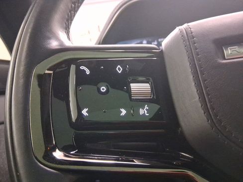 Used 2023 Land Rover Range Rover Sport SE Dynamic image 15