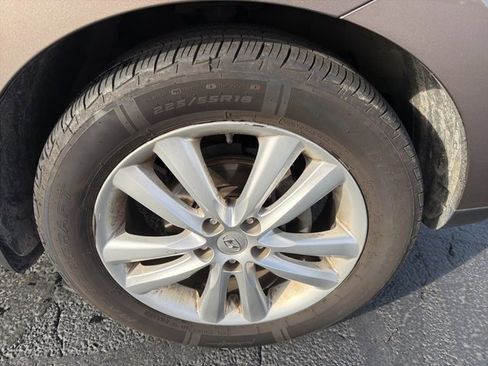 Used 2011 Hyundai Tucson Limited w/ Premium Pkg 3 image 27