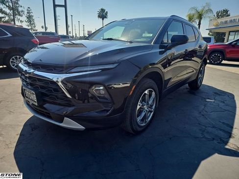 Certified 2023 Chevrolet Blazer LT w/ Convenience Package FWD image 4