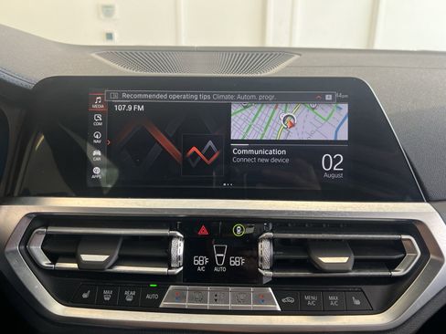 Used 2022 BMW M440i Coupe image 18