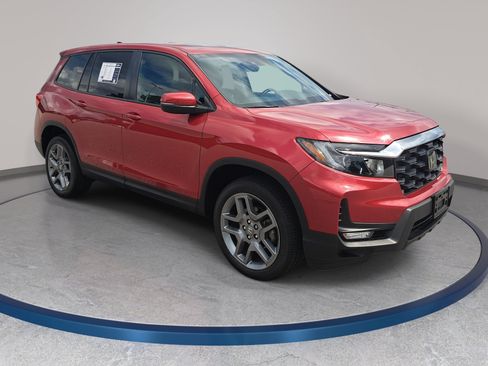Used 2023 Honda Passport EX-L image 3