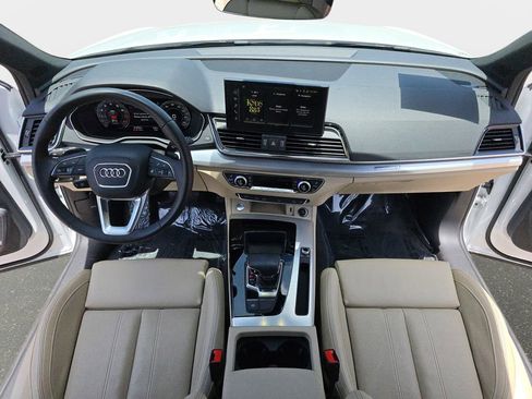 Used 2023 Audi Q5 2.0T Premium Plus w/ Premium Plus Package AWD/4WD image 10