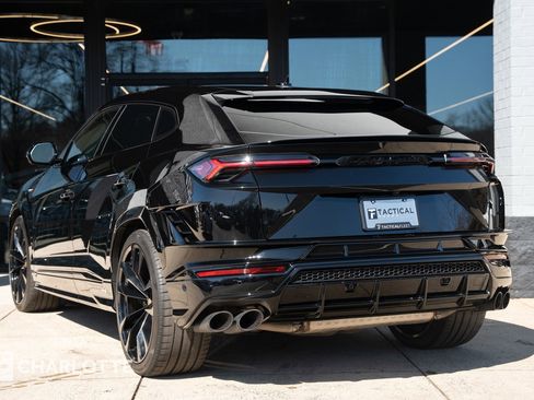 Used 2024 Lamborghini Urus S image 13