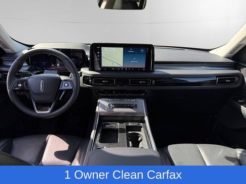 Used 2025 Lincoln Aviator 2WD image 10