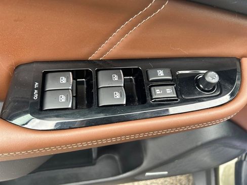 Used 2019 Subaru Outback 3.6R Touring w/ Popular Package #3A image 28