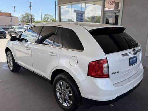 Used 2014 Ford Edge Limited w/ Driver Entry Package FWD image 4