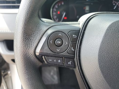 Used 2024 Toyota RAV4 XLE FWD image 18