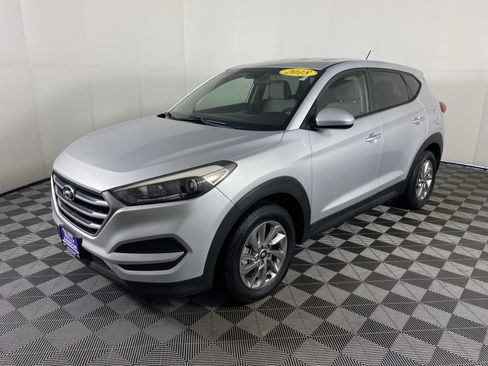 Used 2018 Hyundai Tucson SE AWD/4WD image 10