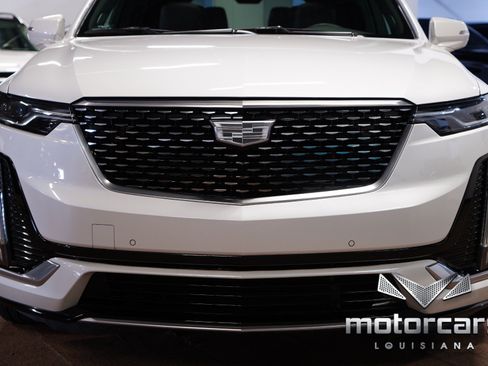 Used 2023 Cadillac XT6 Premium Luxury FWD image 10