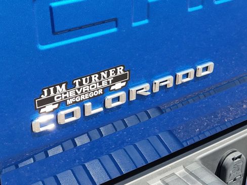 Used 2022 Chevrolet Colorado Z71 RWD image 12