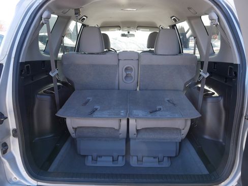Used 2012 Toyota RAV4 4WD w/ Value Pkg image 18