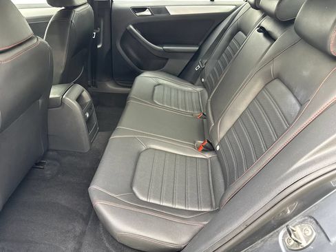 Used 2014 Volkswagen Jetta GLI Autobahn FWD image 28