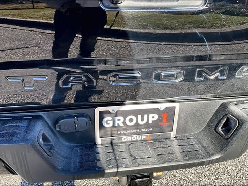 Used 2023 Toyota Tacoma SR5 w/ SX Package image 28