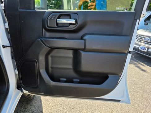 Used 2024 Chevrolet Silverado 2500 Custom w/ Custom Convenience Package AWD/4WD image 9