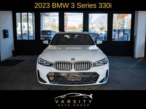 Used 2023 BMW 330i Sedan w/ M Sport Package image 2