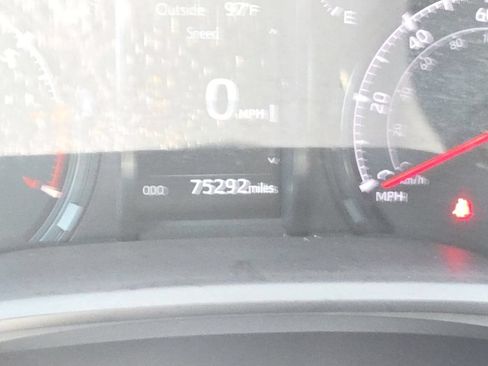 Used 2020 Toyota 4Runner SR5 RWD image 8