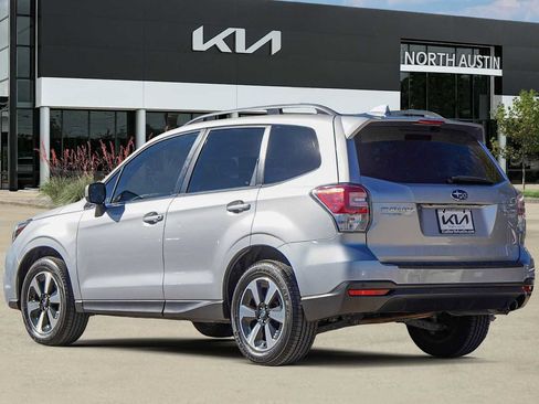 Used 2017 Subaru Forester 2.5i Limited image 5