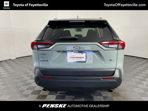 Used 2020 Toyota RAV4 XLE image 4