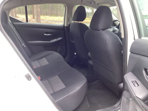 Used 2023 Nissan Sentra SV FWD image 13