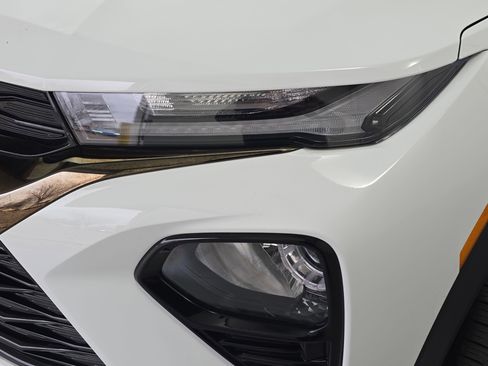 Used 2023 Chevrolet TrailBlazer RS w/ Sun and Liftgate Package image 31