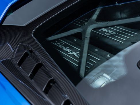 Used 2023 Lamborghini Huracan Tecnica image 15