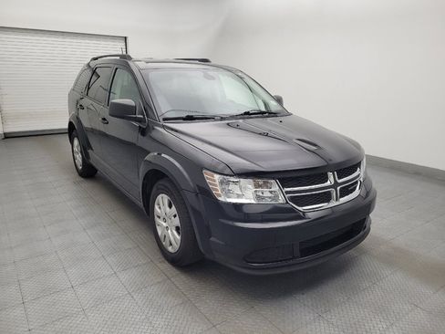 Used 2020 Dodge Journey SE w/ SE Popular Equipment Group FWD image 13