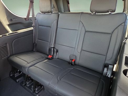 New 2026 GMC Yukon XL Denali w/ Sun & Power Step Package AWD/4WD image 10