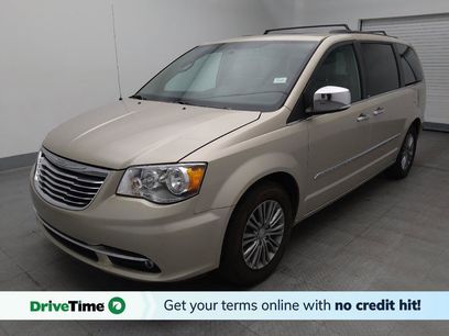 Used 2014 Chrysler Town & Country Touring-L w/ Driver Convenience Group
