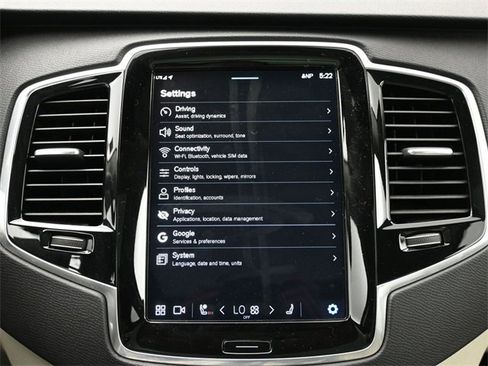 Used 2024 Volvo XC90 T8 Plus w/ Protection Package Premier image 15