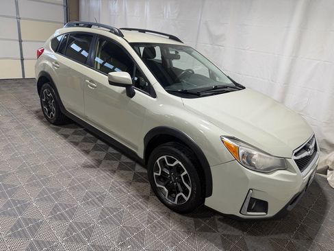 Used 2016 Subaru Crosstrek 2.0i Premium image 10