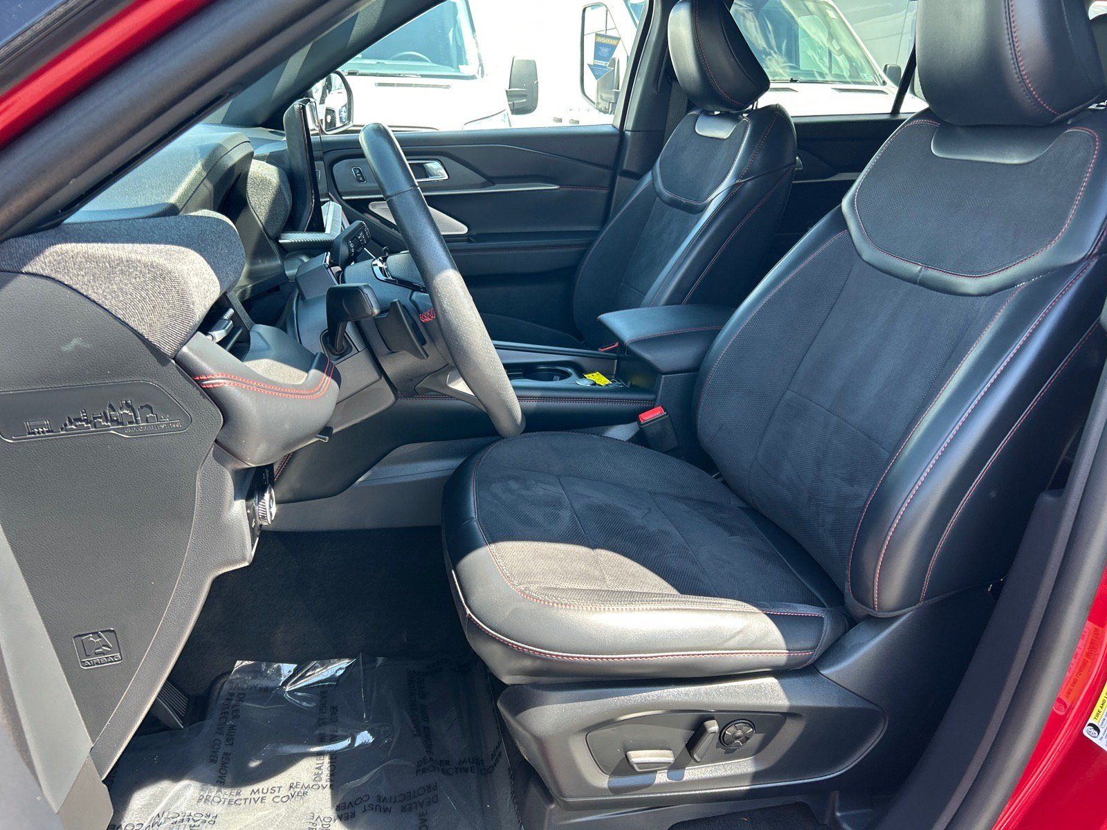 Certified 2025 Ford Explorer ST w/ Sun And Sound Package AWD/4WD image 10