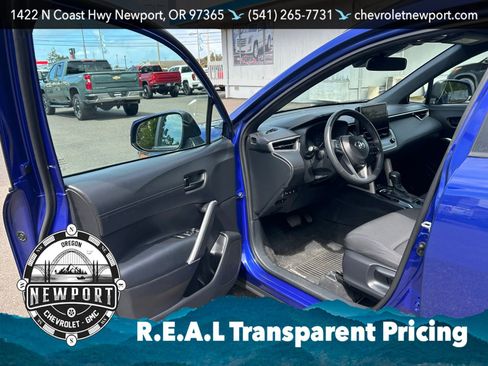 Used 2024 Toyota Corolla Cross AWD Hybrid image 12