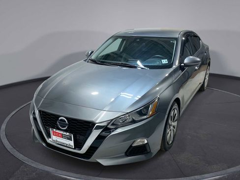 Used 2021 Nissan Altima 2.5 S image 1
