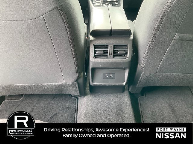 Certified 2023 Nissan Rogue SV AWD/4WD image 32