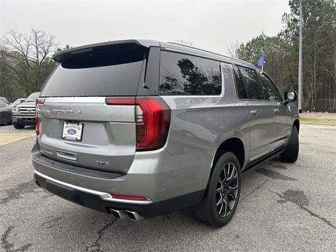 Used 2026 GMC Yukon XL Denali w/ Sun & Power Step Package image 3