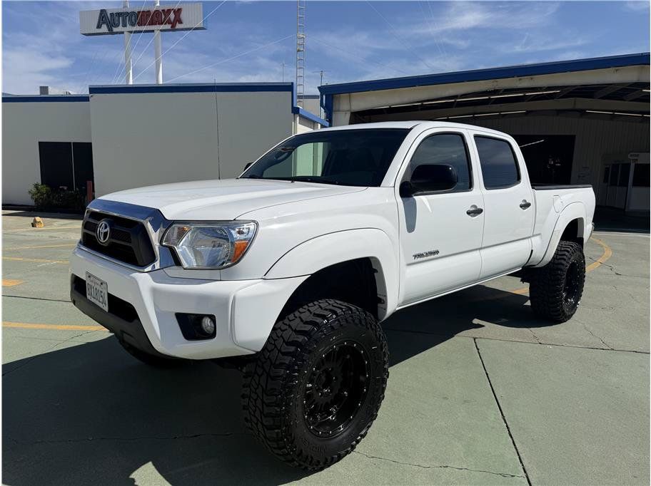 Used 2012 Toyota Tacoma 4x4 Double Cab image 2
