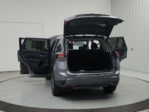 Used 2025 Nissan Rogue SL w/ SL Premium Package AWD/4WD image 15