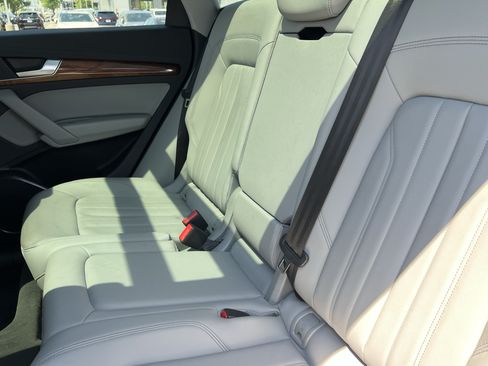 Used 2023 Audi Q5 2.0T Premium w/ Convenience Package AWD/4WD image 33