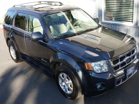 Used 2009 Ford Escape Limited image 25