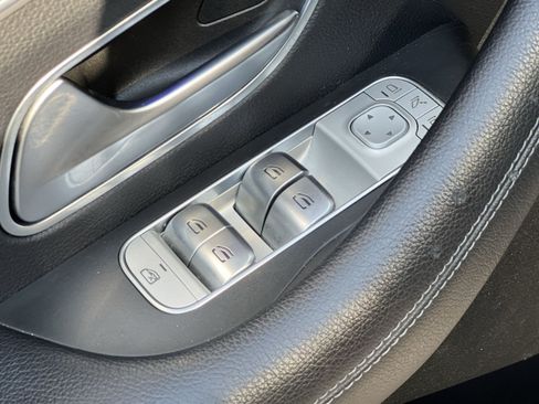 Certified 2022 Mercedes-Benz GLE 350 4MATIC image 20