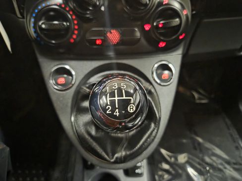 Used 2015 FIAT 500 Sport image 24