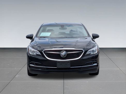 Used 2017 Buick LaCrosse Essence FWD image 9