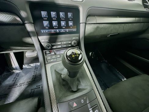 Used 2025 Porsche 718 Cayman GT4 RS image 18